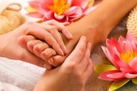 Massagem relaxante p/ pés